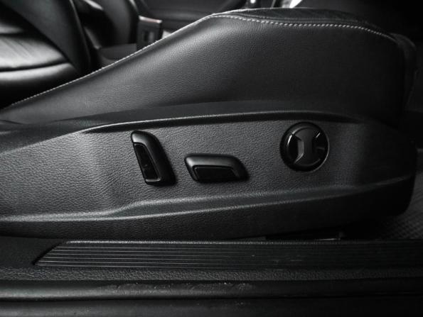 Volkswagen Golf VII с пробегом 2016 года, цена 1 499 000 рублей, 187333 км, универсал, Автокод Объявления