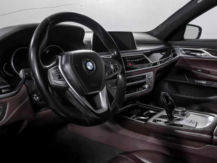 BMW 7 серии VI (G11/G12) Москва  - изображение 15