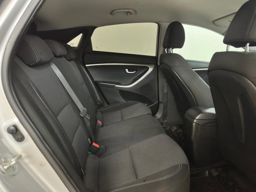 Hyundai i30 II Москва  - изображение 11