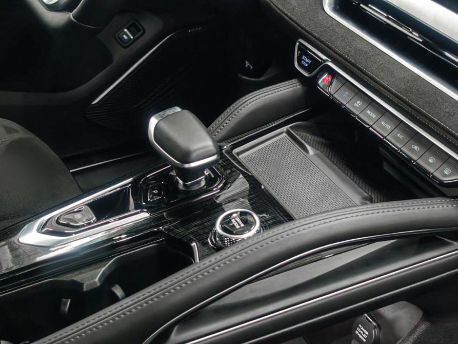 Geely Monjaro I Ростов-на-Дону  - изображение 25