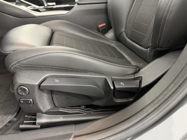 BMW 3 серии VII (G2x) с пробегом 2020 года, цена 3 060 000 рублей, 124200 км, седан, Автокод Объявления