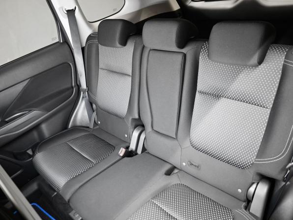 Mitsubishi Outlander III Рестайлинг 3 с пробегом 2019 года, цена 1 915 000 рублей, 114810 км, внедорожник, Автокод Объявления