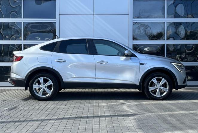 Renault Arkana I с пробегом 2020 года, цена 1 800 000 рублей, 94463 км, внедорожник, Автокод Объявления