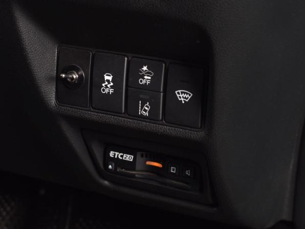 Honda Stepwgn V Рестайлинг с пробегом 2020 года, цена 2 519 995 рублей, 84617 км, минивэн, Автокод Объявления