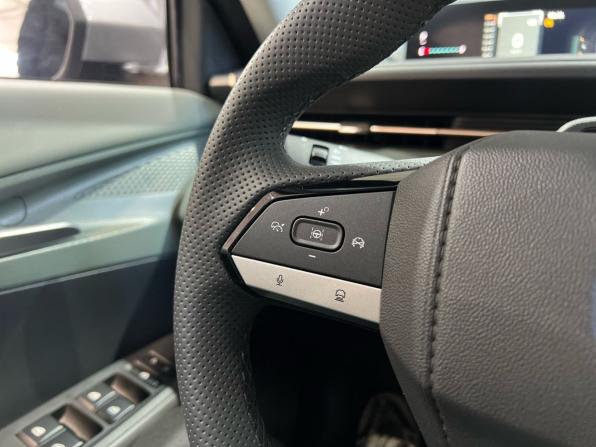 Changan Lamore с пробегом 2024 года, цена 2 399 900 рублей, 194 км, седан, Автокод Объявления