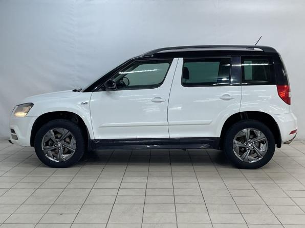 Skoda Yeti I Рестайлинг с пробегом 2017 года, цена 1 270 000 рублей, 211721 км, внедорожник, Автокод Объявления