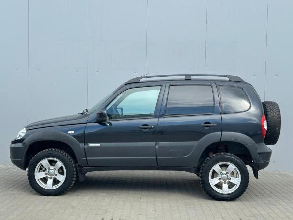 Chevrolet Niva I Рестайлинг с пробегом 2015 года, цена 682 000 рублей, 125000 км, внедорожник, Автокод Объявления