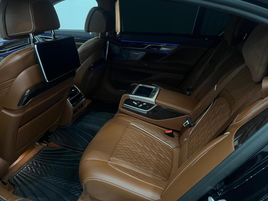 BMW 7 серии VI (G11/G12) Рестайлинг Новосибирск  - изображение 29