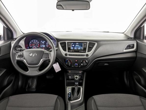 Hyundai Solaris II Рестайлинг с пробегом 2022 года, цена 1 620 000 рублей, 69491 км, седан, Автокод Объявления