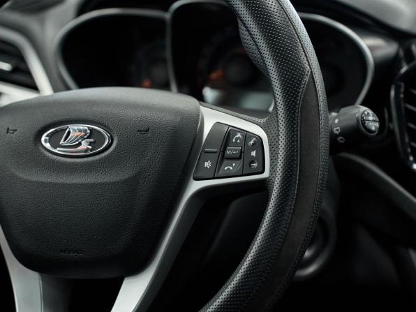 Lada (ВАЗ) Vesta I с пробегом 2019 года, цена 985 000 рублей, 136178 км, универсал, Автокод Объявления