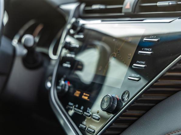 Toyota Camry VIII (XV70) с пробегом 2019 года, цена 2 798 000 рублей, 138482 км, седан, Автокод Объявления