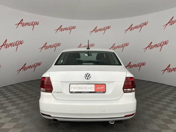 Volkswagen Polo V Рестайлинг с пробегом 2018 года, цена 1 079 000 рублей, 81419 км, седан, Автокод Объявления