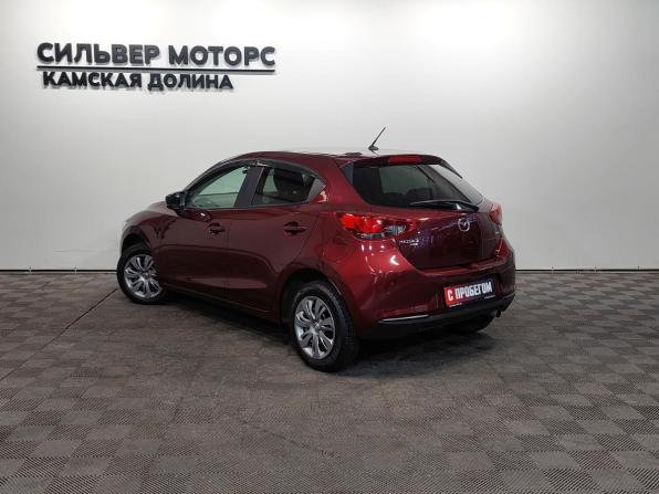 Mazda 2 III (DJ) Рестайлинг с пробегом 2020 года, цена 1 365 000 рублей, 130000 км, хэтчбек, Автокод Объявления