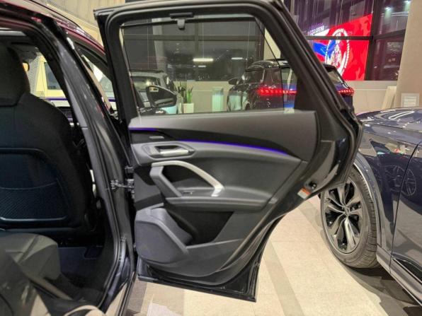 Новый Audi Q5 III 2025 года, цена 9 553 400 рублей, внедорожник, Автокод Объявления