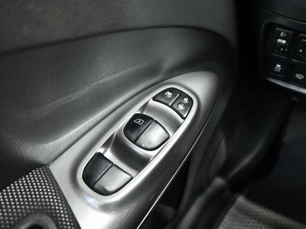 Nissan Juke I с пробегом 2012 года, цена 1 079 900 рублей, 161000 км, внедорожник, Автокод Объявления