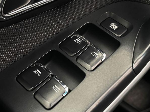 Kia Ceed II Рестайлинг с пробегом 2018 года, цена 1 297 000 рублей, 105331 км, универсал, Автокод Объявления
