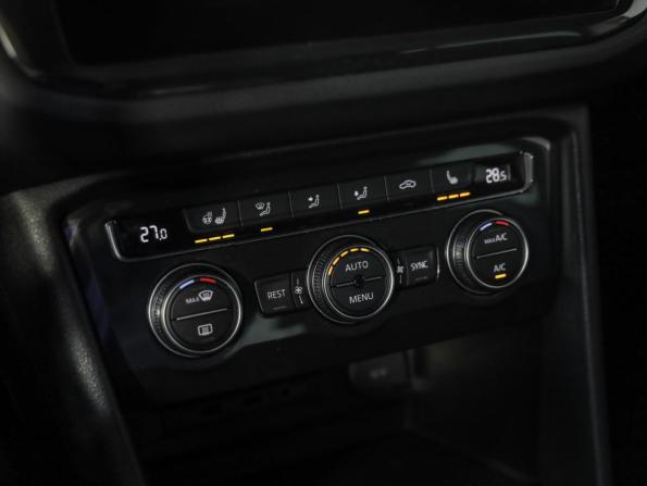 Volkswagen Tiguan II с пробегом 2020 года, цена 2 099 000 рублей, 171830 км, внедорожник, Автокод Объявления