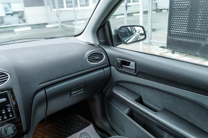 Ford Focus II с пробегом 2005 года, цена 279 000 рублей, 240493 км, седан, Автокод Объявления