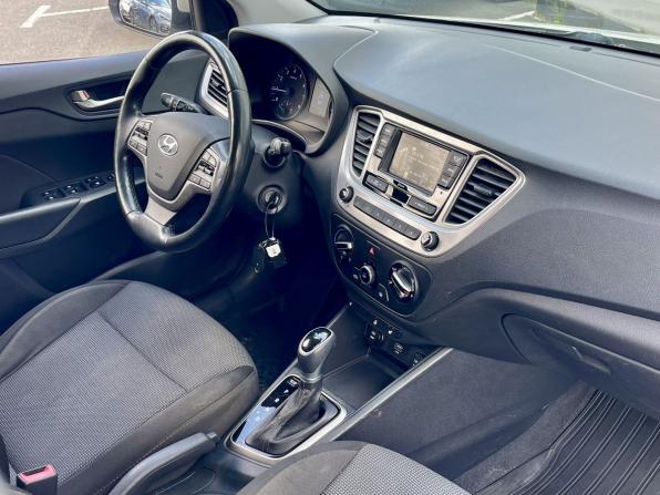 Hyundai Solaris II с пробегом 2019 года, цена 1 495 000 рублей, 120952 км, седан, Автокод Объявления