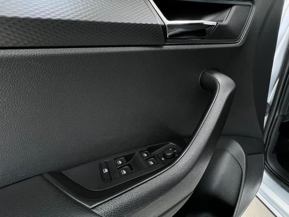 Skoda Karoq I с пробегом 2020 года, цена 2 050 000 рублей, 119194 км, внедорожник, Автокод Объявления