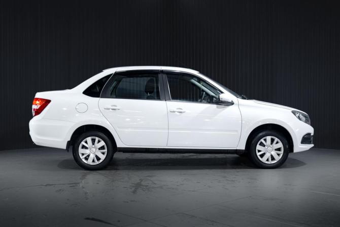 Lada (ВАЗ) Granta I Рестайлинг с пробегом 2023 года, цена 889 000 рублей, 32000 км, седан, Автокод Объявления