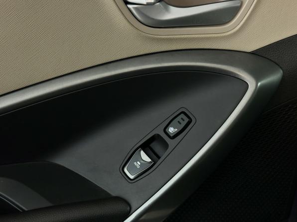 Hyundai Santa Fe III Рестайлинг с пробегом 2016 года, цена 1 880 000 рублей, 141475 км, внедорожник, Автокод Объявления