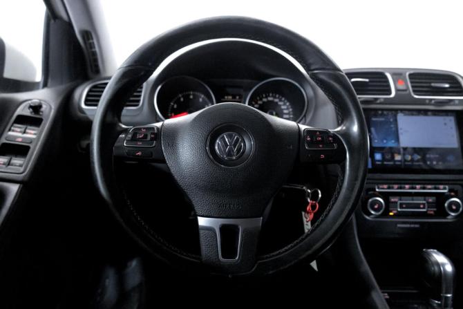 Volkswagen Golf VI с пробегом 2011 года, цена 749 000 рублей, 215000 км, хэтчбек, Автокод Объявления