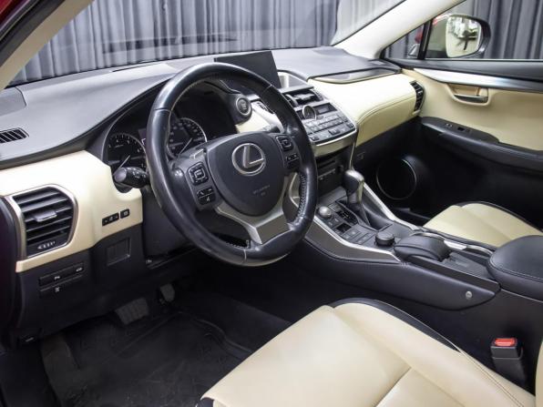 Lexus NX I с пробегом 2015 года, цена 2 549 000 рублей, 113991 км, внедорожник, Автокод Объявления