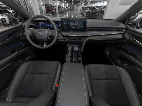 Toyota Camry IX (XV80) China Market с пробегом 2026 года, цена 4 100 000 рублей, 50 км, седан, Автокод Объявления