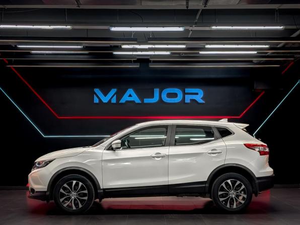 Nissan Qashqai II с пробегом 2017 года, цена 1 790 000 рублей, 64996 км, внедорожник, Автокод Объявления
