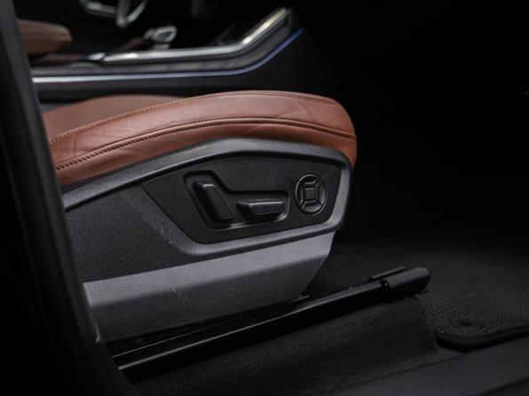 Audi Q8 I (4M) с пробегом 2022 года, цена 6 500 000 рублей, 115834 км, внедорожник, Автокод Объявления
