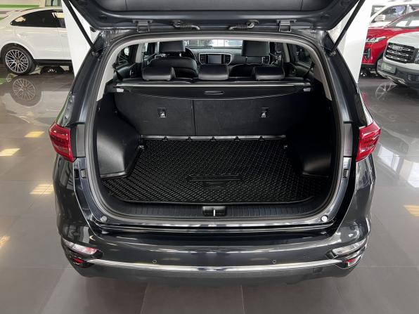 Kia Sportage IV Рестайлинг с пробегом 2018 года, цена 2 295 000 рублей, 132713 км, внедорожник, Автокод Объявления