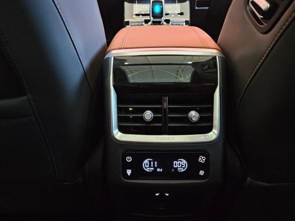 Chery Tiggo 8 Pro Max I с пробегом 2023 года, цена 2 295 000 рублей, 60035 км, внедорожник, Автокод Объявления