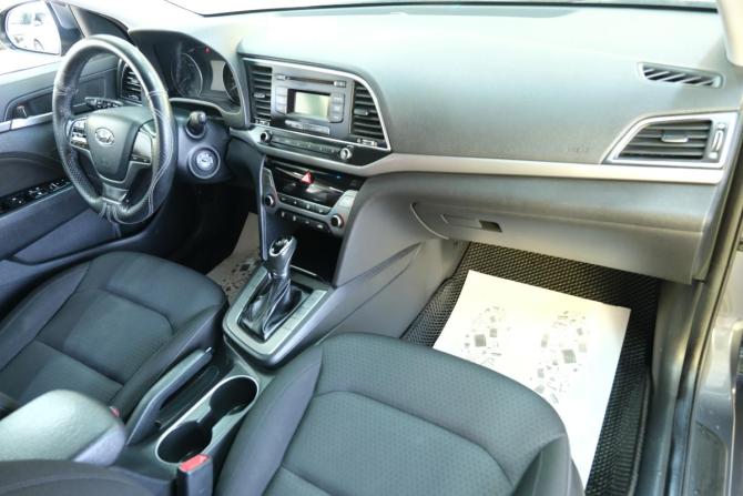 Hyundai Elantra VI (AD) с пробегом 2018 года, цена 1 719 000 рублей, 88000 км, седан, Автокод Объявления