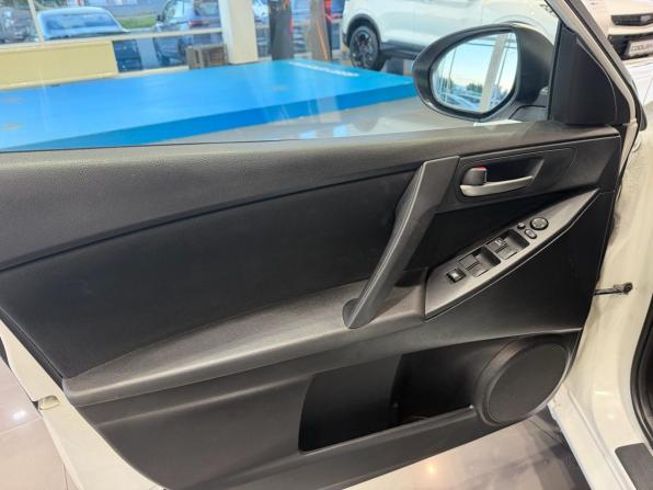Mazda 3 II (BL) Рестайлинг с пробегом 2011 года, цена 585 000 рублей, 164000 км, седан, Автокод Объявления