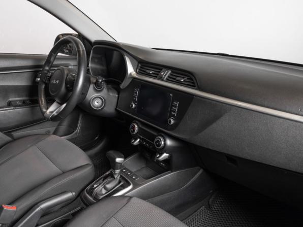 Kia Rio IV Рестайлинг с пробегом 2022 года, цена 1 577 000 рублей, 127248 км, седан, Автокод Объявления