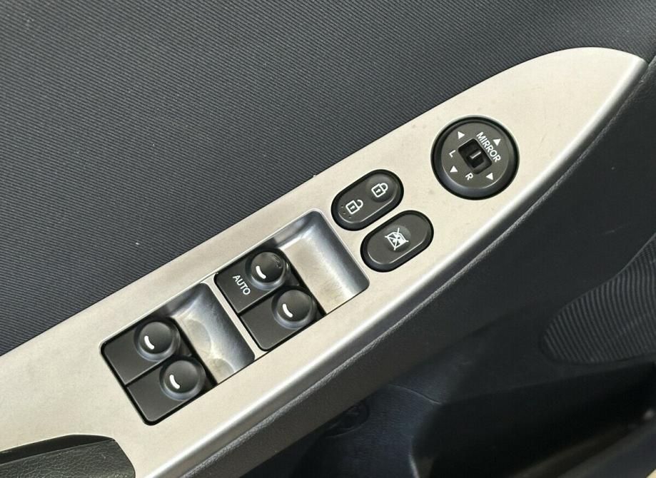 Hyundai Solaris I Рестайлинг Москва  - изображение 10