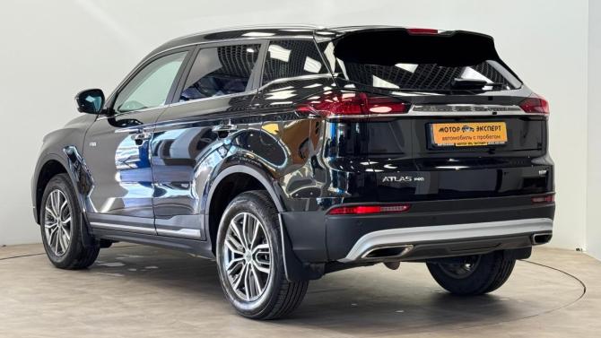 Geely Atlas Pro с пробегом 2024 года, цена 2 200 000 рублей, 48682 км, внедорожник, Автокод Объявления