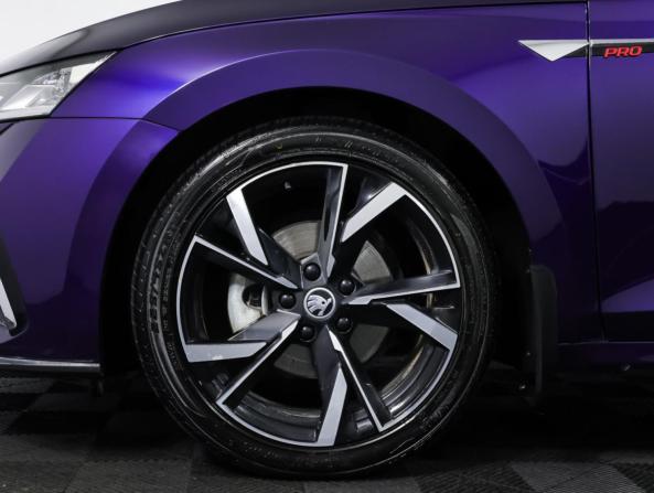 Skoda Octavia IV (A8) с пробегом 2021 года, цена 2 590 000 рублей, 64542 км, лифтбек, Автокод Объявления