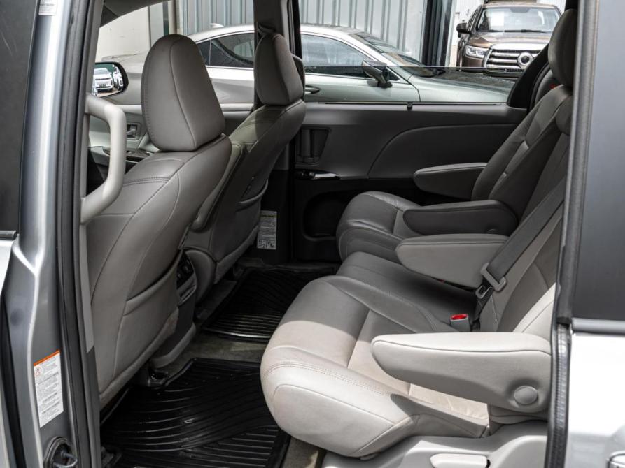 Toyota Sienna III Рестайлинг 2 Краснодар  - изображение 13