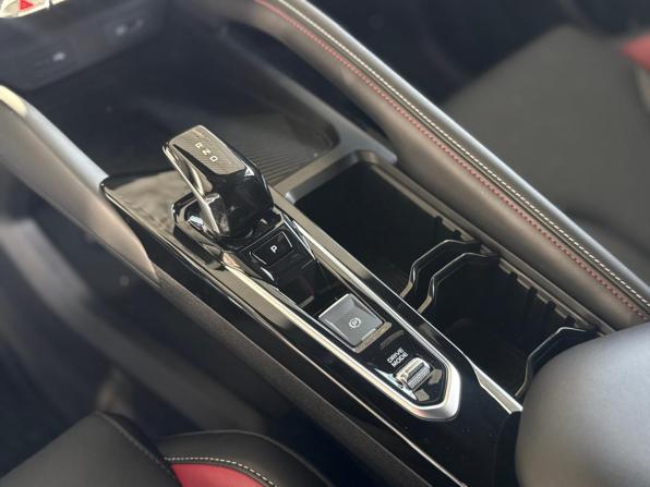 Geely Coolray I Рестайлинг с пробегом 2024 года, цена 2 195 000 рублей, 16605 км, внедорожник, Автокод Объявления