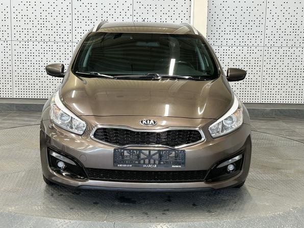 Kia Ceed II Рестайлинг с пробегом 2018 года, цена 960 000 рублей, 133141 км, универсал, Автокод Объявления