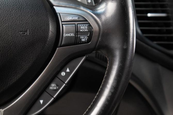 Honda Accord VIII Рестайлинг с пробегом 2012 года, цена 1 329 000 рублей, 250600 км, седан, Автокод Объявления