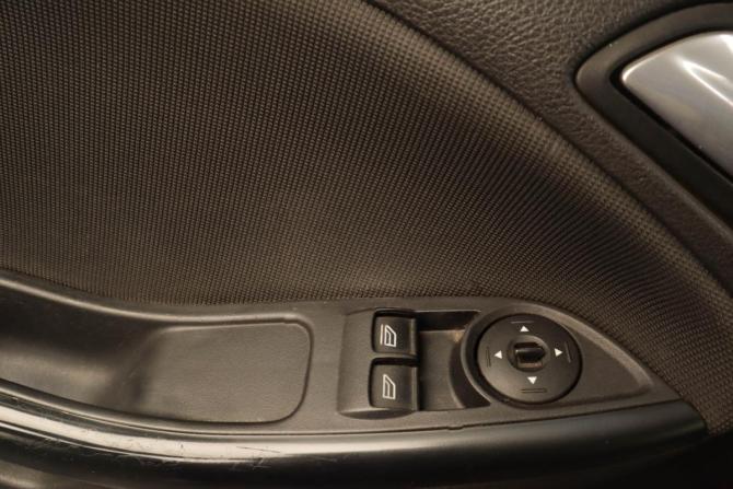 Ford Focus III с пробегом 2014 года, цена 829 000 рублей, 207000 км, хэтчбек, Автокод Объявления