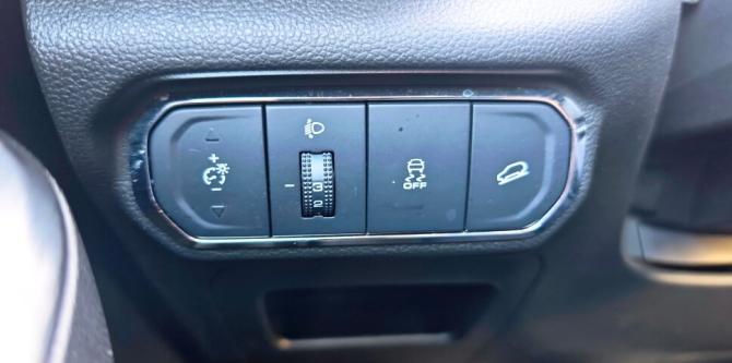 Haval Jolion I с пробегом 2023 года, цена 1 750 000 рублей, 36104 км, внедорожник, Автокод Объявления