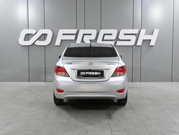 Hyundai Solaris I с пробегом 2013 года, цена 799 000 рублей, 210628 км, седан, Автокод Объявления