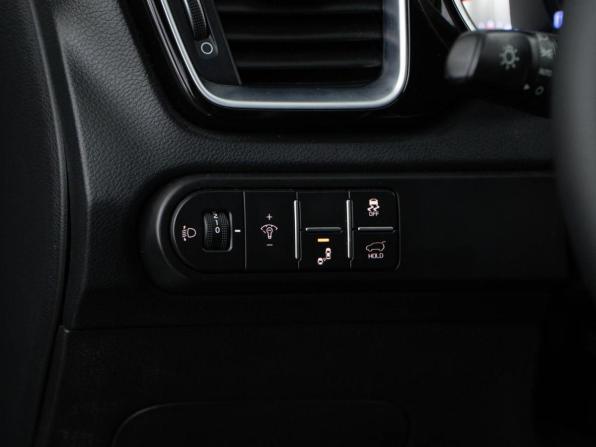 Kia Ceed III с пробегом 2019 года, цена 1 937 444 рубля, 97649 км, универсал, Автокод Объявления