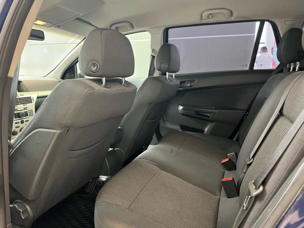 Opel Astra H Рестайлинг с пробегом 2008 года, цена 469 000 рублей, 230000 км, универсал, Автокод Объявления