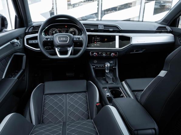 Audi Q3 III (FJ) с пробегом 2026 года, цена 4 035 000 рублей, 35 км, внедорожник, Автокод Объявления