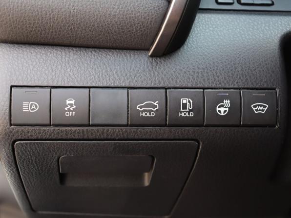 Toyota Camry VIII (XV70) с пробегом 2019 года, цена 2 700 000 рублей, 133358 км, седан, Автокод Объявления